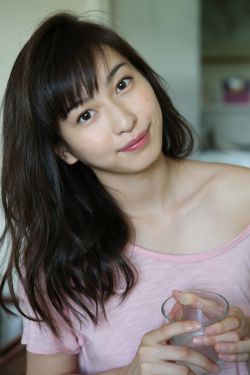 事物的秘密截取水中一段